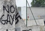 Stupro punitivo contro un ragazzo gay Tre indagati a Canazei Stupro punitivo contro un ragazzo gay Tre indagati a Canazei