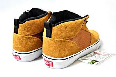 VANS SUPREME X MIKE CARROLL - Sneakers #84 VANS SUPREME X MIKE CARROLL - Sneakers #84