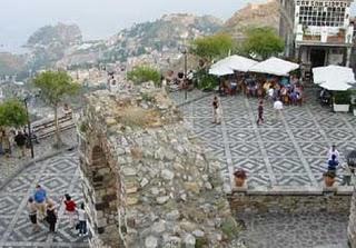 Castelmola, terrazza panoramica sopra Taormina