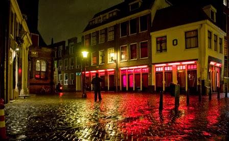 AMSTERDAM: AMicizia, Arte, Musica e AMore