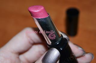 Review: Latex Like lipstick 06 - Attractive Pink by KIKO
