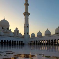 La Grande Moschea Sheikh Zayed di Abu Dhabi