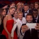 Oscar 2014, il selfie più ritwittato di sempre con i divi di Hollywood (foto)
