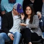 Mila Kunis con l'anello di diamanti regalato da Ashton Kutcher04