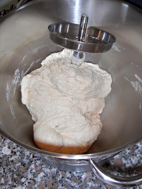 Pane alla birra cruda, farro e noci