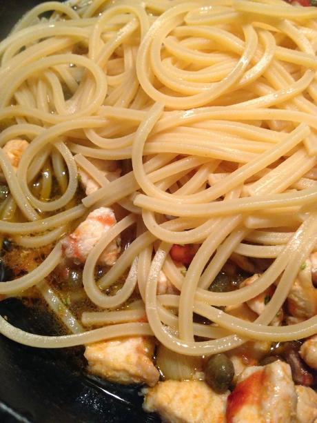 SPAGHETTI PESCE SPADA E CAPPERI