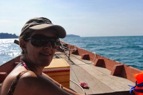 Giocare a fare i Robinson Crusoe sull'isola di Koh Russei, in Cambogia