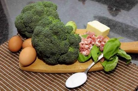 Ingredienti per il Flan di broccoli e pancetta