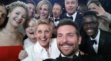 Ellen-DeDegeneres-Oscar-Selfie