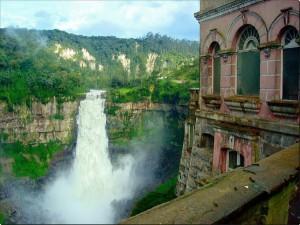 Hotel del Salto in Colombia: un bellissimo paesaggio per un luogo pieno di mistero e morte
