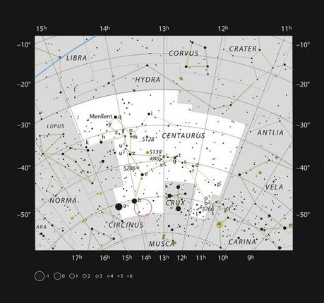 Questo grafico mostra la costellazione del Centauro: sono indicate la maggior parte delle stelle visibili a occhio nudo in un cielo scuro, mentre la posizione della ipergigante gialla HR 5171 è segnata con un cerchio. La stella è facilmente visibile con un binocolo. Crediti: ESO, IAU and Sky & Telescope 