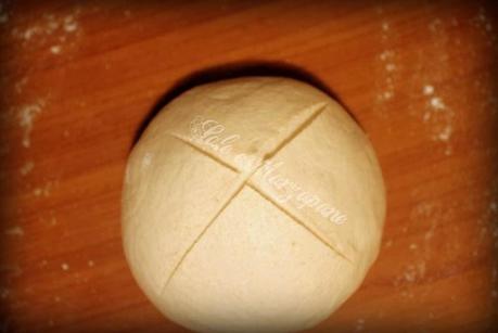 FOCACCINE CON ESUBERO DI LIEVITO MADRE (SUBLIMI) FOCACCINE CON ESUBERO DI LIEVITO MADRE (SUBLIMI)