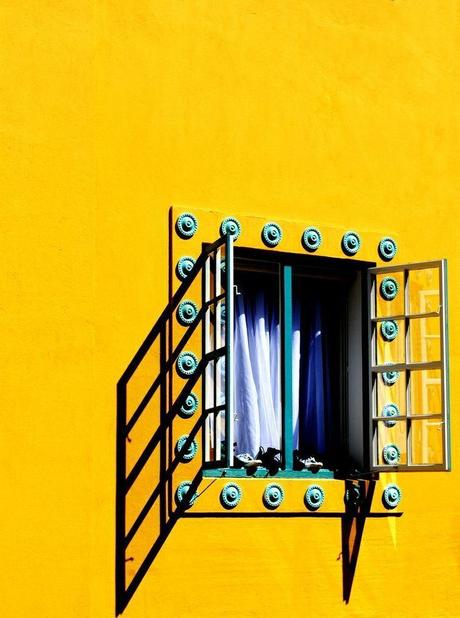 Something yellow in my life yellow-home-travel