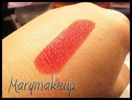 Rimmel London Moisture Renew lipstick in MyFair Red Lady RL_O_3