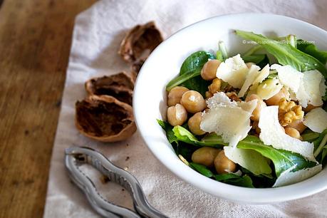 Insalata ceci, noci e grana... più veloce non si può!