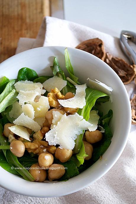 Insalata ceci, noci e grana... più veloce non si può!