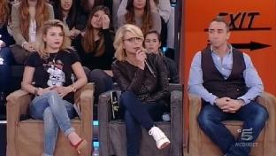 Amici, le due squadre pronte al serale e tante star con cui duettare