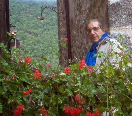 Siviglia tra l'Andalusia e l'Africa  nella letteratura che si frammenta nella vita di Pierfranco Bruni