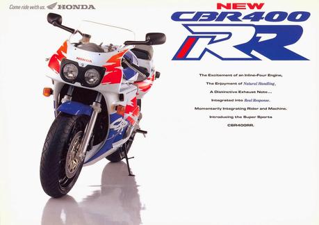 Vintage Japan Brochures: Honda CBR 400 RR 1992 (NC29)