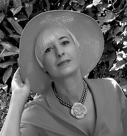 maestri di carta di Rosanna Castrini Rosanna Castrini portrait