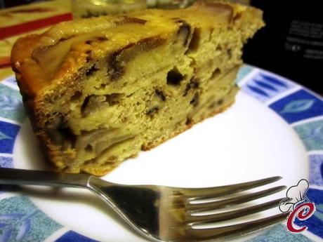 Torta rovesciata alle pere con ricotta, zafferano e noci: la meraviglia di un sorriso, elisir di giovinezza