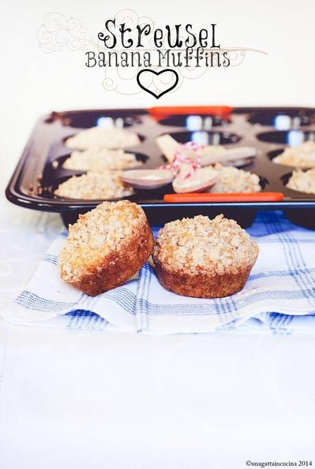 Streusel Banana Muffins