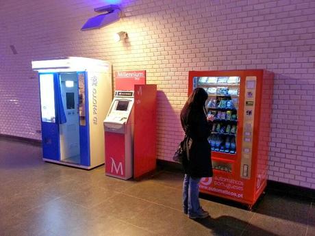 Portogallo in crisi? Ecco la metropolitana di Lisbona per un rapido confronto con le nostre stazioni Portogallo in crisi? Ecco la metropolitana di Lisbona per un rapido confronto con le nostre stazioni