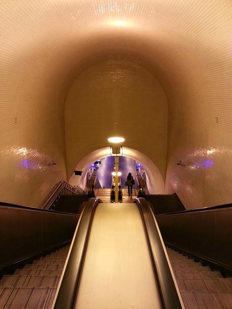 Portogallo in crisi? Ecco la metropolitana di Lisbona per un rapido confronto con le nostre stazioni Portogallo in crisi? Ecco la metropolitana di Lisbona per un rapido confronto con le nostre stazioni