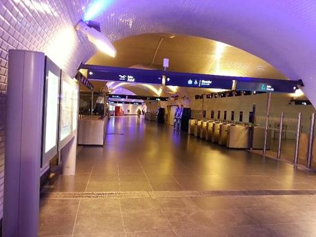 Portogallo in crisi? Ecco la metropolitana di Lisbona per un rapido confronto con le nostre stazioni Portogallo in crisi? Ecco la metropolitana di Lisbona per un rapido confronto con le nostre stazioni