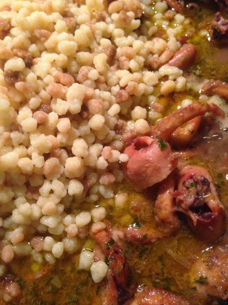 ZUPPA DI FREGOLA SARDA E MOSCARDINI