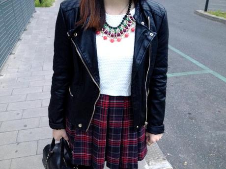 TARTAN SKIRT IMG_7463_Fotor