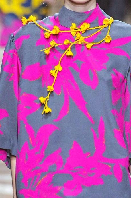 STAMPE, PATTERNS, LAVORAZIONI ED EFFETTI DI SUPERFICIE DALLA SETTIMANA DELLA MODA DI PARIGI (COLLEZIONI DONNA A/I 14/15) / 4 STAMPE, PATTERNS, LAVORAZIONI ED EFFETTI DI SUPERFICIE DALLA SETTIMANA DELLA MODA DI PARIGI (COLLEZIONI DONNA A/I 14/15) / 4