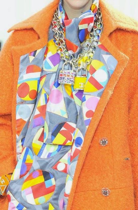 STAMPE, PATTERNS, LAVORAZIONI ED EFFETTI DI SUPERFICIE DALLA SETTIMANA DELLA MODA DI PARIGI (COLLEZIONI DONNA A/I 14/15) / 4 STAMPE, PATTERNS, LAVORAZIONI ED EFFETTI DI SUPERFICIE DALLA SETTIMANA DELLA MODA DI PARIGI (COLLEZIONI DONNA A/I 14/15) / 4