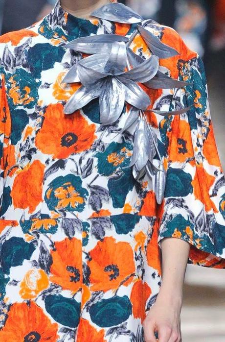 STAMPE, PATTERNS, LAVORAZIONI ED EFFETTI DI SUPERFICIE DALLA SETTIMANA DELLA MODA DI PARIGI (COLLEZIONI DONNA A/I 14/15) / 4 STAMPE, PATTERNS, LAVORAZIONI ED EFFETTI DI SUPERFICIE DALLA SETTIMANA DELLA MODA DI PARIGI (COLLEZIONI DONNA A/I 14/15) / 4