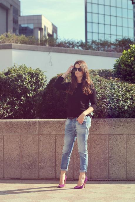 OOTD_barbara valentina grimaldi_lovehandmade_italian fashion blog_boyfriend jeans meltinpot_casadei purple shoes_leather shades_animalier kipling backpack_zara black sweater_ring party accessorize_knuckle ring