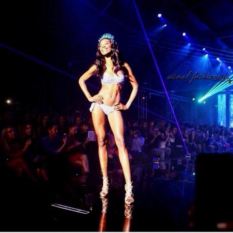 Calzedonia Summer Show 2014: la sfilata con Sara Sampaio, fashion blogger e vip  (video)