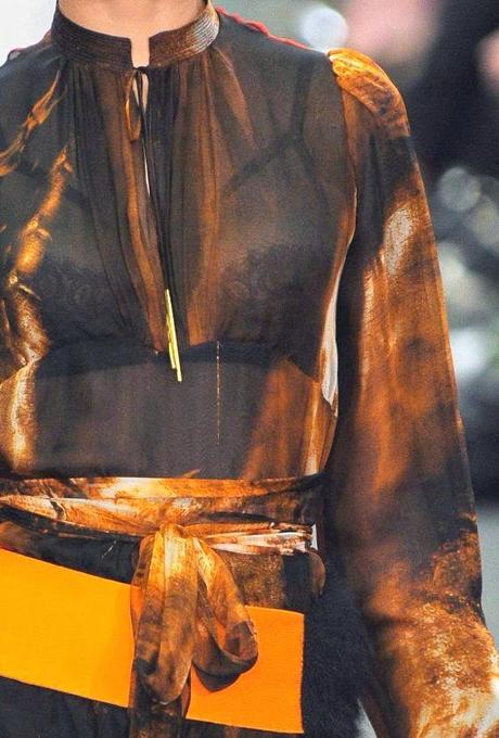 STAMPE, PATTERNS, LAVORAZIONI ED EFFETTI DI SUPERFICIE DALLA SETTIMANA DELLA MODA DI PARIGI (COLLEZIONI DONNA A/I 14/15) / 6 STAMPE, PATTERNS, LAVORAZIONI ED EFFETTI DI SUPERFICIE DALLA SETTIMANA DELLA MODA DI PARIGI (COLLEZIONI DONNA A/I 14/15) / 6