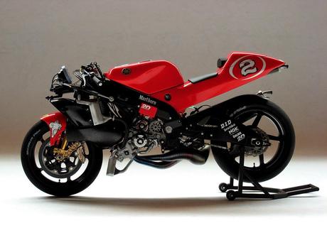 Yamaha YZR 500 M.Biaggi 1999 by Luyan Wen