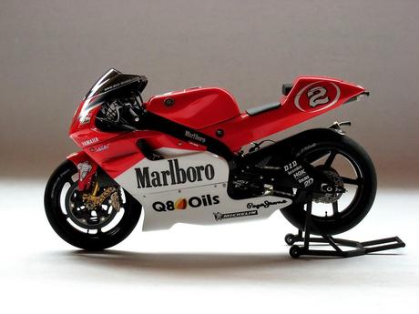 Yamaha YZR 500 M.Biaggi 1999 by Luyan Wen