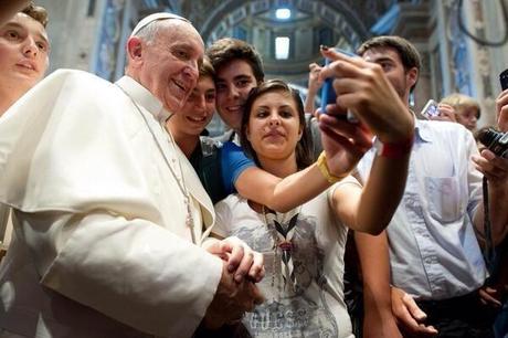 themusik i selfie vip divertenti fun papa francesco Top 20 i selfie più divertenti dei vip