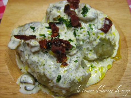 Cepelinai lituani - gli gnocchi di patate ripieni di fegatini di pollo Cepelinai lituani - gli gnocchi di patate ripieni di fegatini di pollo