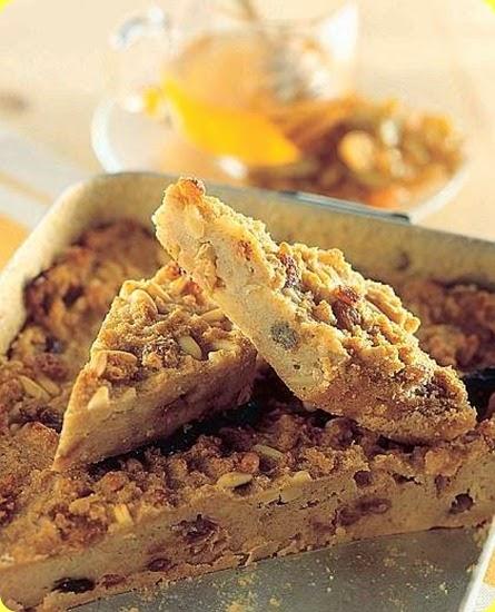 Pandolce all’uvetta e pinoli Pandolce all’uvetta e pinoli