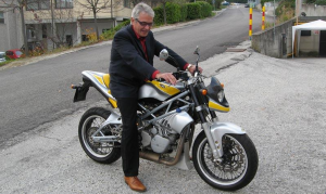 Massimo Tamburini in sella ad un moto (raptorsandrockets.com)