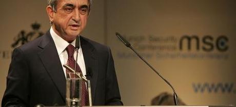 ARMENIA: Il riconoscimento della Crimea gela i rapporti con Kiev Msc 2009 Sargsyan