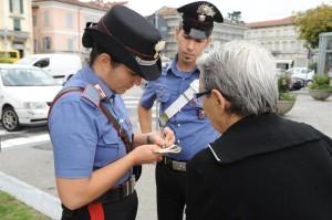 Una foto del personale del comando. Stazione dei Carabinieri di Luino