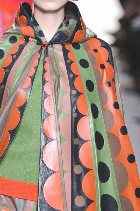 STAMPE, PATTERNS, LAVORAZIONI ED EFFETTI DI SUPERFICIE DALLA SETTIMANA DELLA MODA DI PARIGI (COLLEZIONI DONNA A/I 14/15) /