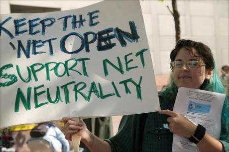Manifestazione a favore della Net Neutrality