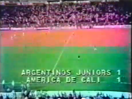 1-1 si va ai rigori. L'Argentinos Juniors sarebbe poi stato sconfitto dalla Juventus nella finale della Coppa Intercontinentale 1985