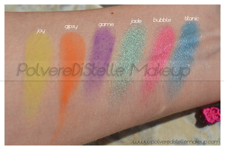 PREVIEW & SWATCHES : Palette -DIFFERENT- MULAC