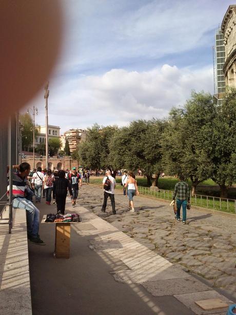 Domenica al Colosseo. Qualche foto giusto per non dimenticare di quale sia la situazione